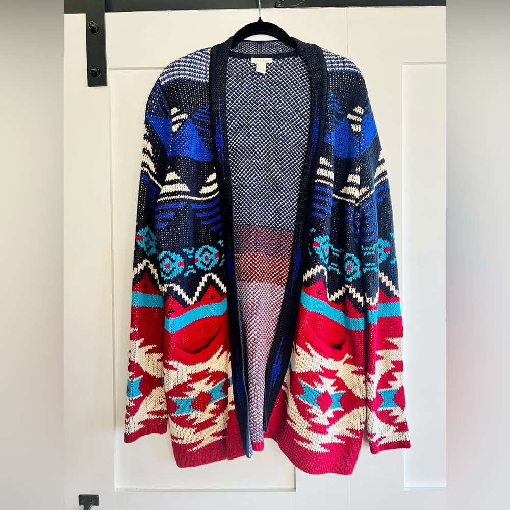 Forever 21 Blue and Cream Knit Sweater